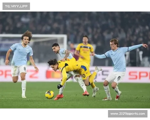 奥林匹亚科斯欲凭强化防守反击战术复仇埃因霍温 奥林匹亚科斯欲凭强化防守反击战术复仇埃因霍温